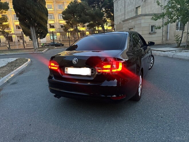 Volkswagen Jetta 2013, 200,000 km - 2.0 l - Bakı