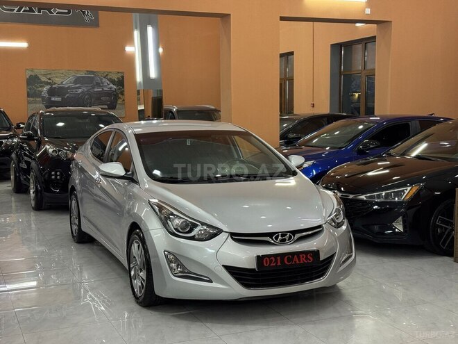 Hyundai Avante-5