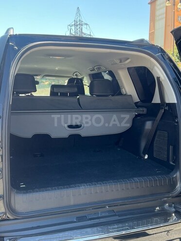 Toyota Land Cruiser Prado-13
