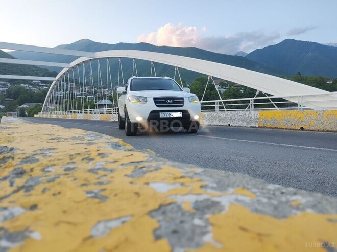 Hyundai Santa Fe 2008, 235,000 km - 2.0 l - Şəki