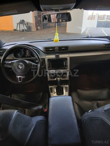 Volkswagen Passat 2010, 250,000 km - 2.0 l - Bakı