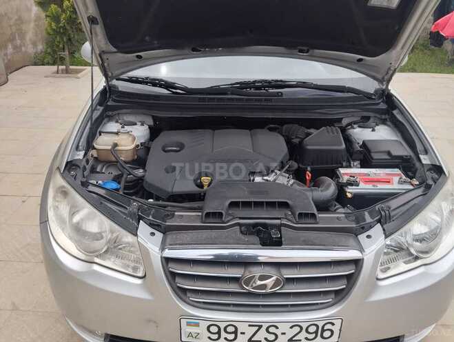 Hyundai Avante 2009, 230,000 km - 1.6 л - Bakı