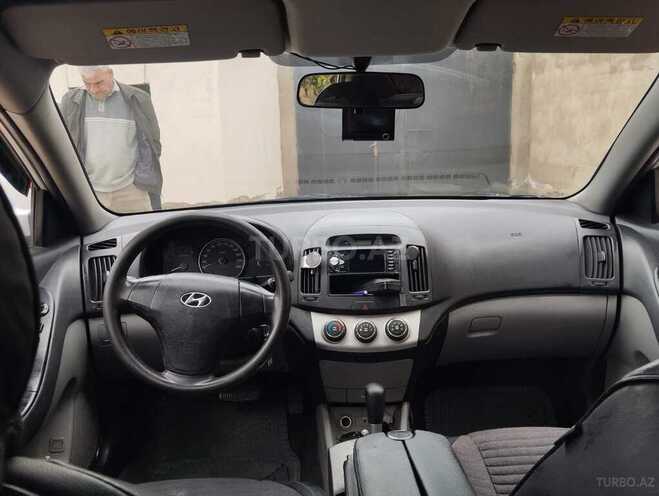 Hyundai Avante 2009, 230,000 km - 1.6 л - Bakı