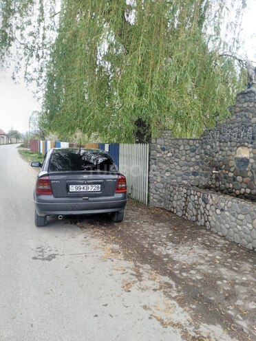 Opel Astra 1999, 513,000 km - 1.4 l - Qusar