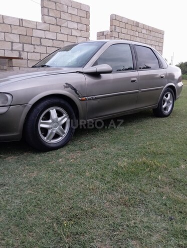 Opel Vectra 1997, 469,172 km - 2.0 l - Kürdəmir