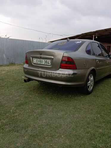 Opel Vectra 1997, 469,172 km - 2.0 l - Kürdəmir
