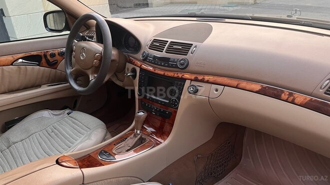 Mercedes E 350 2006, 213,000 km - 3.5 l - Bakı