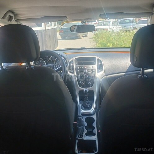 Opel Astra 2011, 222,535 km - 1.4 l - Gəncə