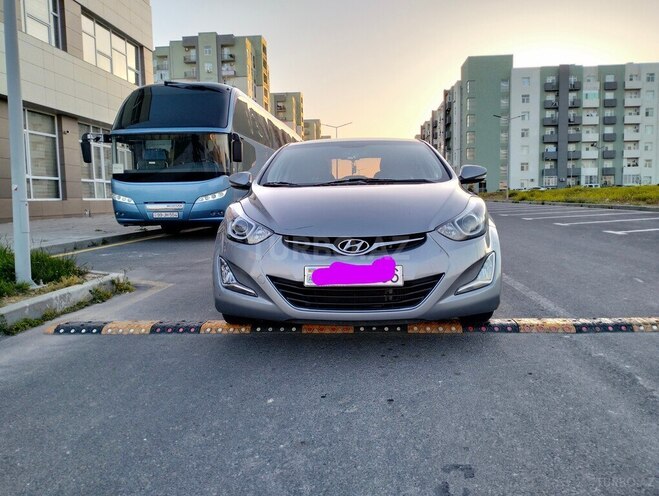 Hyundai Avante-1