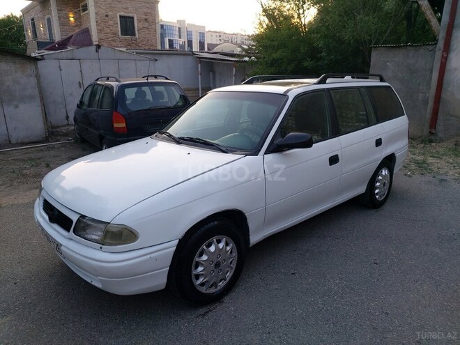 Opel Astra 1996, 559,000 km - 1.6 l - Sumqayıt