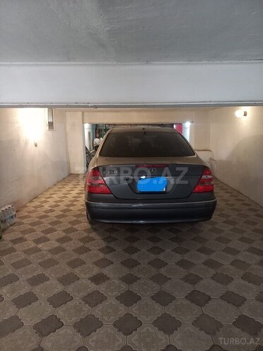 Mercedes E 350 2005, 224,000 km - 3.5 l - Bakı