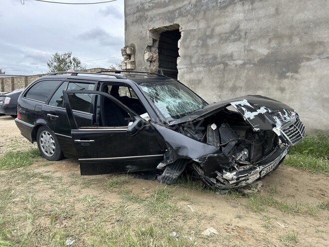 Mercedes C 180 1998, 300,000 km - 1.8 l - Bakı