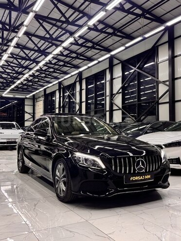Mercedes C 300 2018, 70,000 km - 2.0 l - Bakı