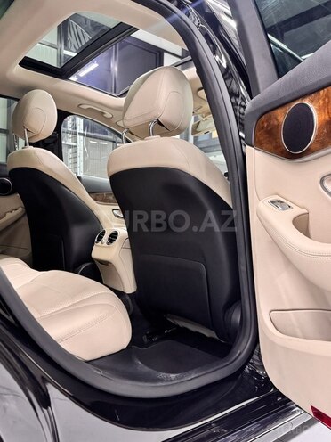 Mercedes C 300 2018, 70,000 km - 2.0 l - Bakı