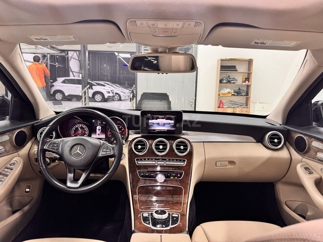 Mercedes C 300 2018, 70,000 km - 2.0 l - Bakı