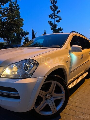 Mercedes GL 500 4MATIC 2011, 278,000 km - 5.5 l - Bakı