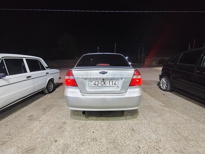 Chevrolet Aveo-4