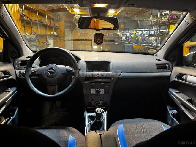 Opel Astra 2006, 218,000 km - 1.4 l - Göyçay
