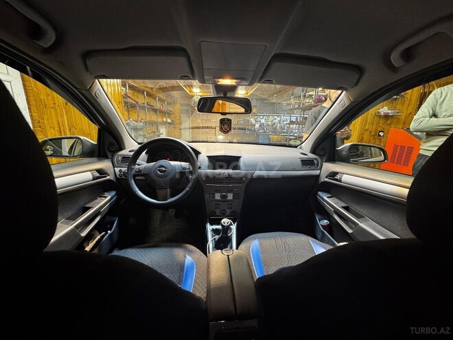 Opel Astra 2006, 218,000 km - 1.4 l - Göyçay