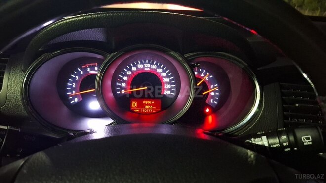 Kia Sorento 2010, 177,000 km - 2.0 l - Bakı