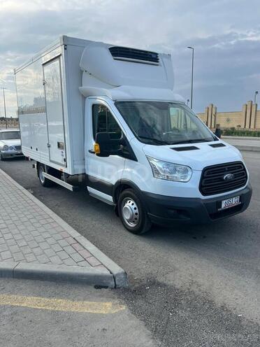 Ford Transit 2015, 142,000 km - 2.2 l - Salyan