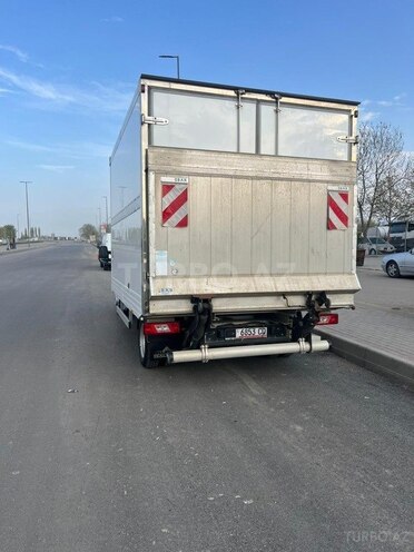 Ford Transit 2015, 142,000 km - 2.2 l - Salyan
