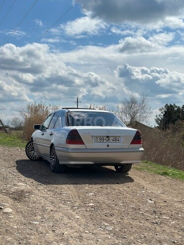 Mercedes C 240 1999, 323,000 km - 2.4 л - Bakı