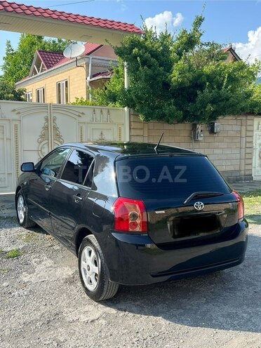 Toyota Corolla 2006, 260,000 km - 1.4 l - Balakən