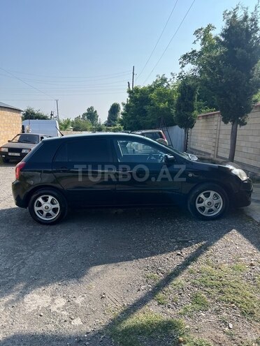 Toyota Corolla 2006, 260,000 km - 1.4 l - Balakən