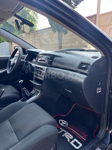 Toyota Corolla 2006, 260,000 km - 1.4 l - Balakən