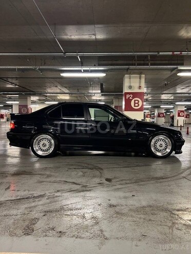 BMW 325 1994, 290,000 km - 2.5 л - Bakı