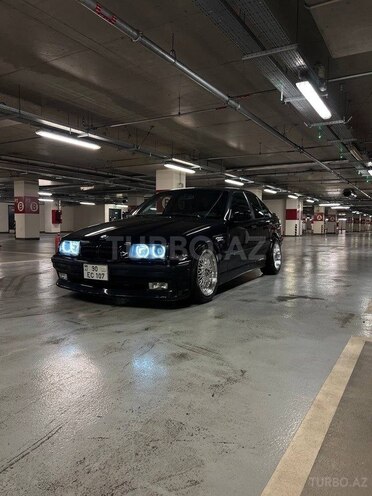 BMW 325 1994, 290,000 km - 2.5 л - Bakı