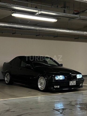 BMW 325 1994, 290,000 km - 2.5 л - Bakı