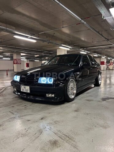 BMW 325 1994, 290,000 km - 2.5 л - Bakı