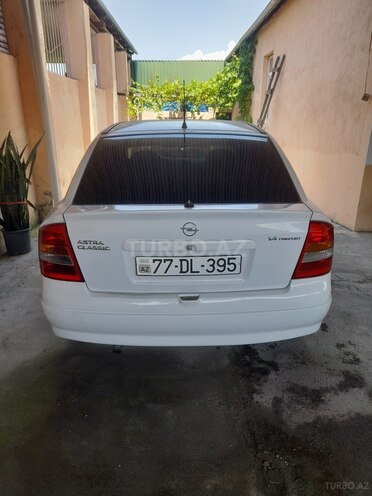 Opel Astra 2006, 320,000 km - 1.4 l - Qax