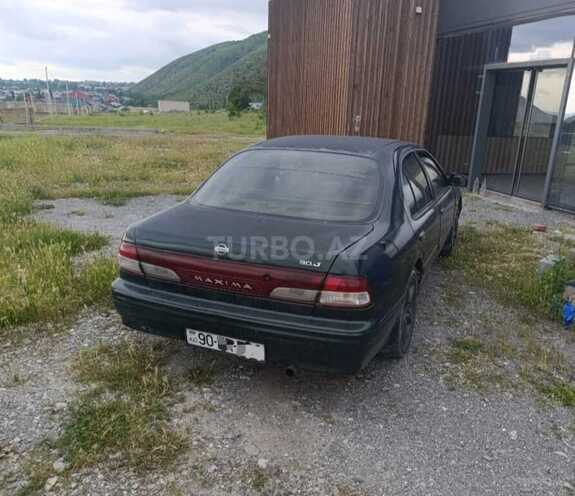 Nissan Maxima 1998, 518,281 km - 3.0 л - Qax