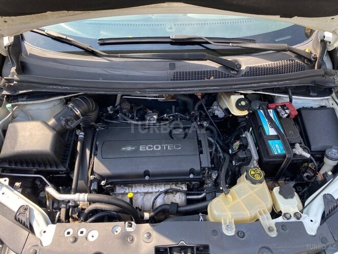 Chevrolet Aveo-6