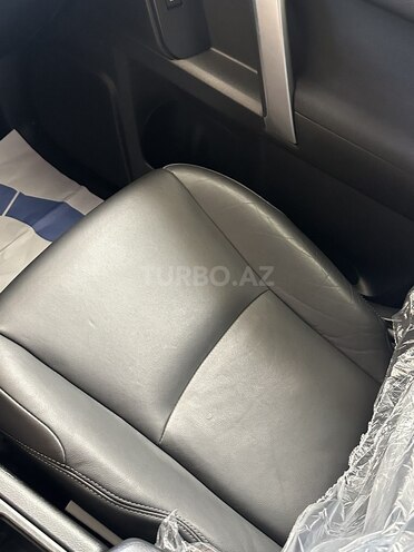 Toyota Land Cruiser Prado-20