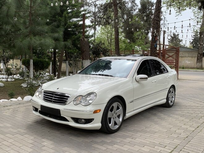 Mercedes C 230 2006, 265,000 km - 2.5 l - Masallı