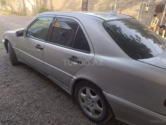 Mercedes C 240 1999, 322,784 km - 2.4 l - Bakı