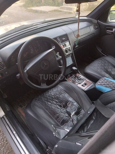 Mercedes C 240 1999, 322,784 km - 2.4 l - Bakı