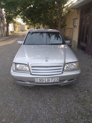 Mercedes C 240 1999, 322,784 km - 2.4 l - Bakı