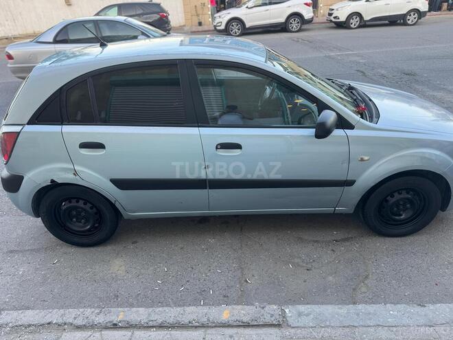 Kia Rio 2006, 300,000 km - 1.4 l - Bakı
