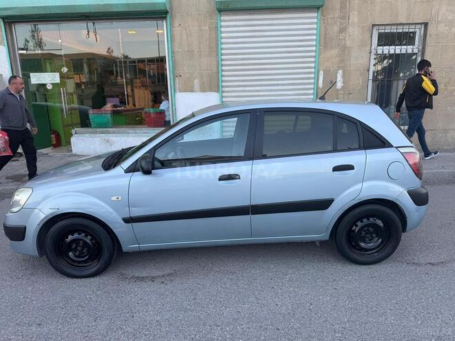 Kia Rio 2006, 300,000 km - 1.4 l - Bakı
