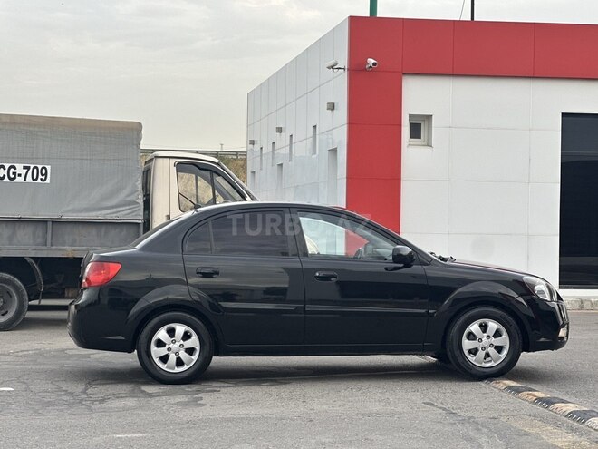 Kia Rio 2011, 225,432 km - 1.4 l - Sumqayıt