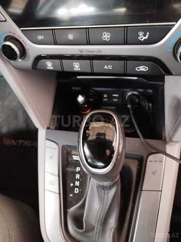 Hyundai Elantra 2017, 73,000 km - 2.0 л - Bakı