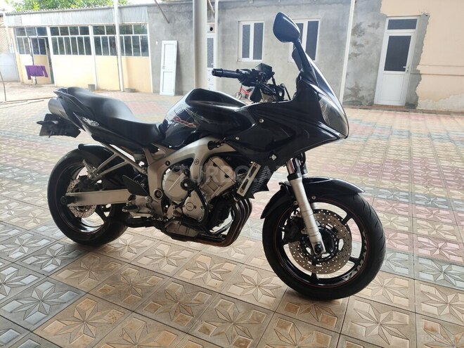 Yamaha Fazer 600S-4