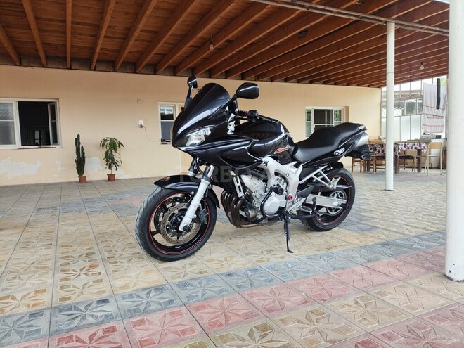 Yamaha Fazer 600S-1