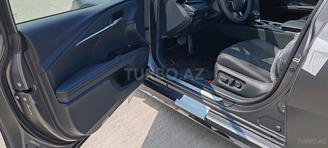 Toyota Camry-11