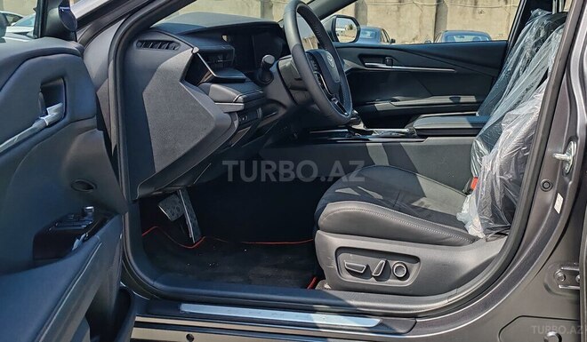 Toyota Camry-9